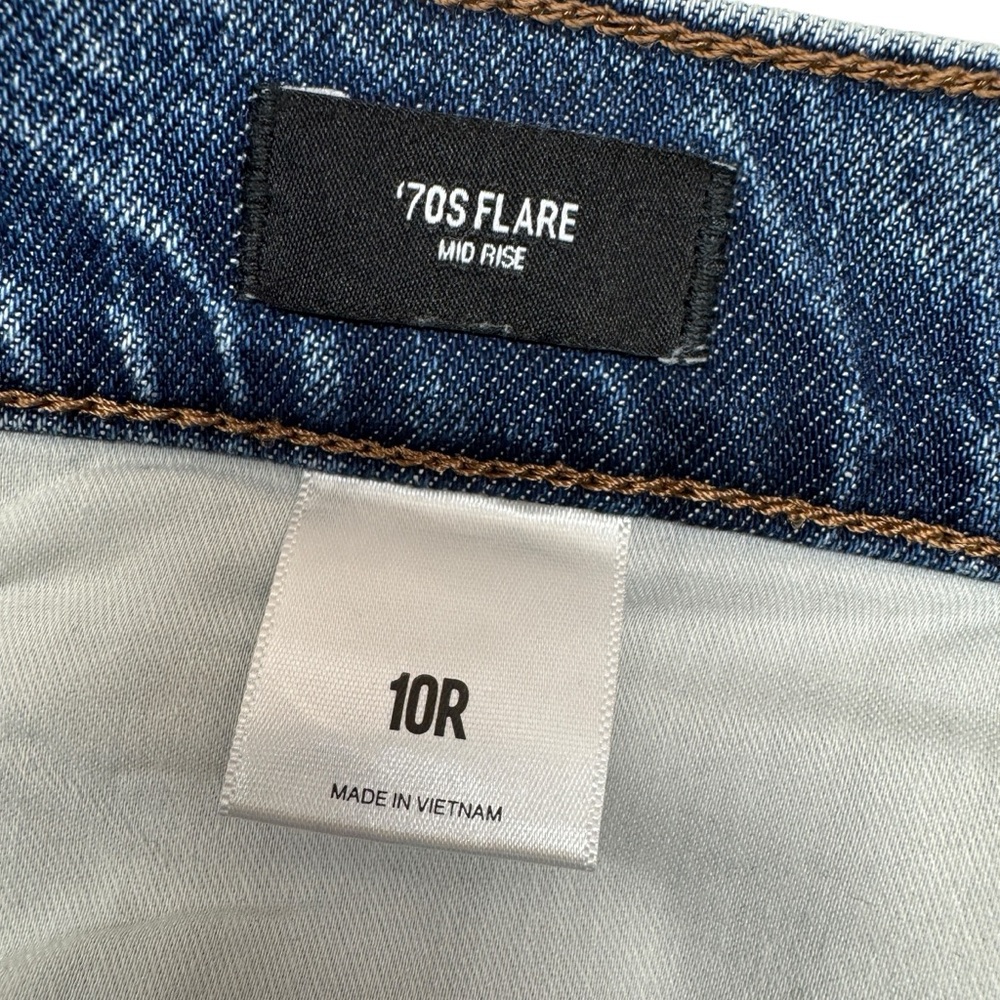 Express ‘70s flare mid rise two tone jeans women’s 10R ***measures 35” waist - Picture 9 of 15